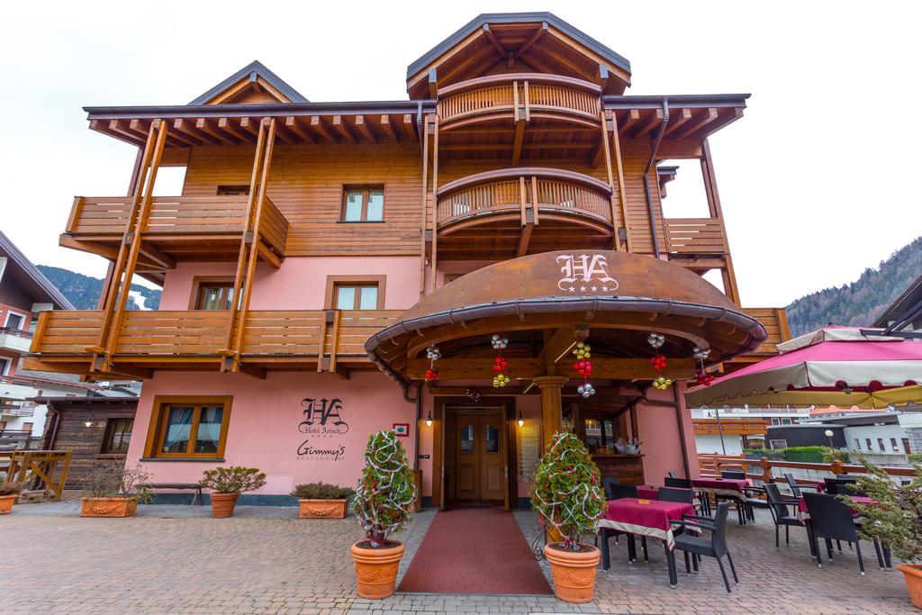 Hotel Arisch Aprica Bagian luar foto
